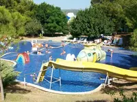 Zjeżdżalnie wodne w A Good Life Utopia Family Resort
