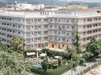Budynek hotelu Acapulco z widokiem z góry