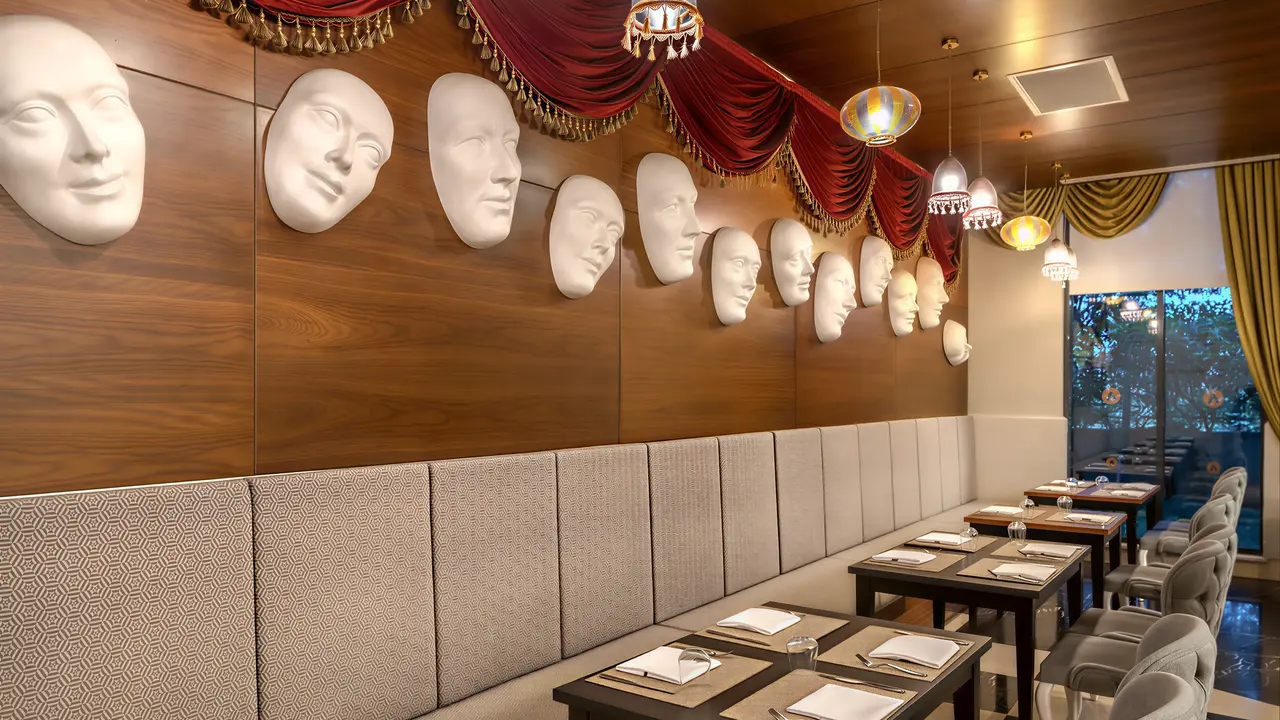 Wnętrze restauracji w Adalya Elite Lara