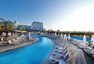 Widok na kompleks hotelowy Adalya Elite Lara