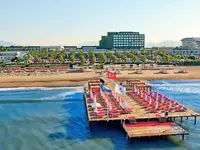 Widok na kompleks hotelowy Adam & Eve