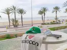 Balkon z widokiem na plażę w Agadir Beach Club 