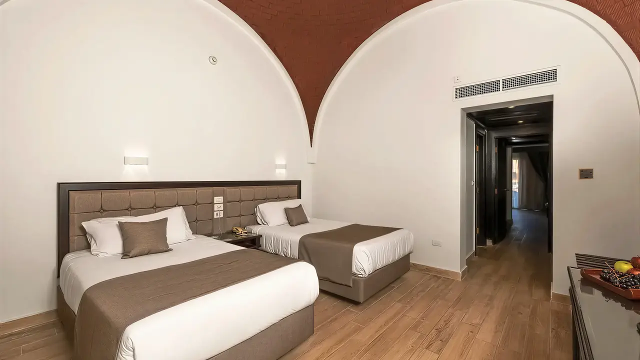 Pokój z łóżkami w Akassia Swiss Resort