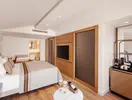 Nowoczesna sypialnia w hotelu Akka Antedon