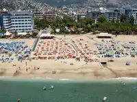 Widok na kompleks Alaiye Kleopatra i plażę