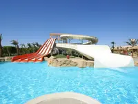 Zjeżdżalnie wodne w Albatros Beach Resort 