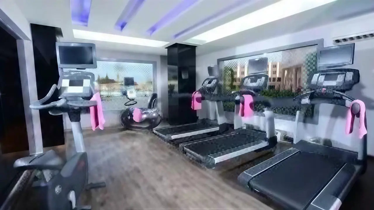 Siłownia w Albatros Beach Resort z bieżniami i rowerem