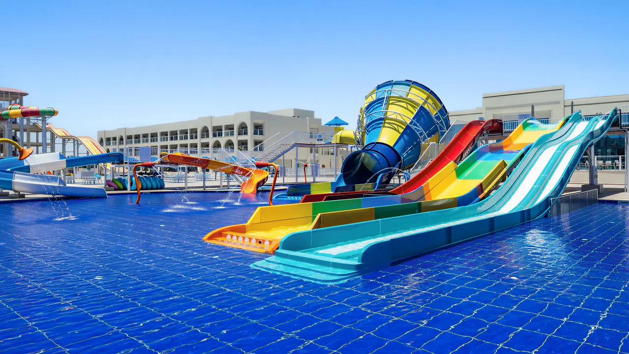 Zjeżdżalnie wodne w Albatros Makadi Resort