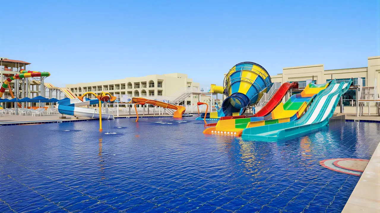 Zjeżdżalnie wodne w Albatros Makadi Resort