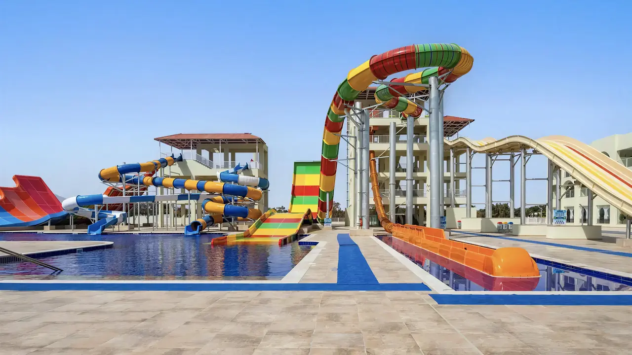 Zjeżdżalnie wodne w Albatros Makadi Resort