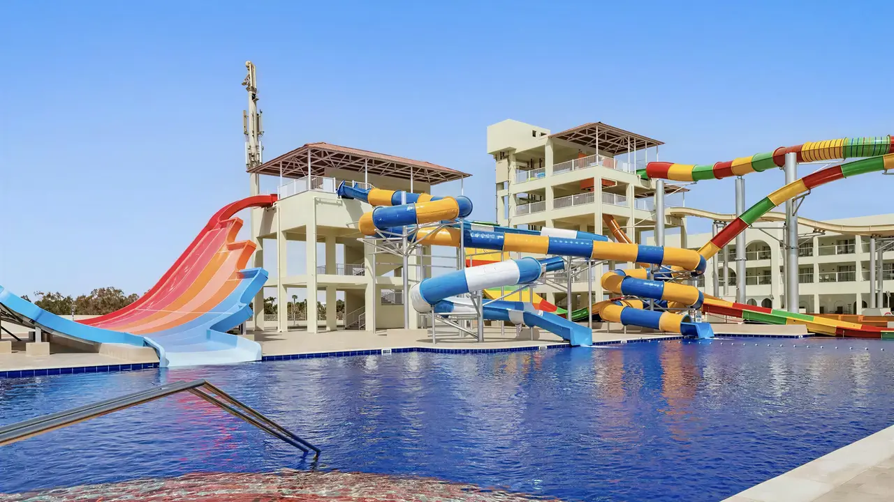 Zjeżdżalnie wodne w Albatros Makadi Resort