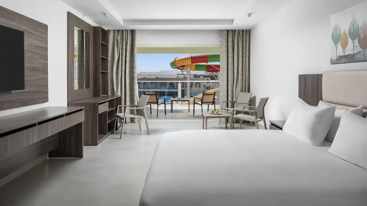 Pokój gościnny z tarasem w Albatros Makadi Resort