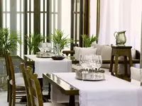 Nakryte stoły w restauracji Albatros Spa Resort