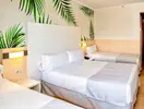 Pokój z łóżkami w hotelu Alegria Florida