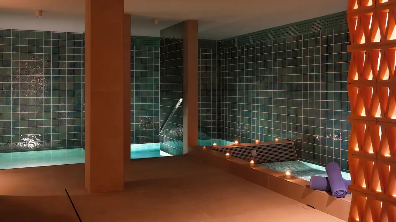 Strefa wellness z basenami w Aqua Promenade