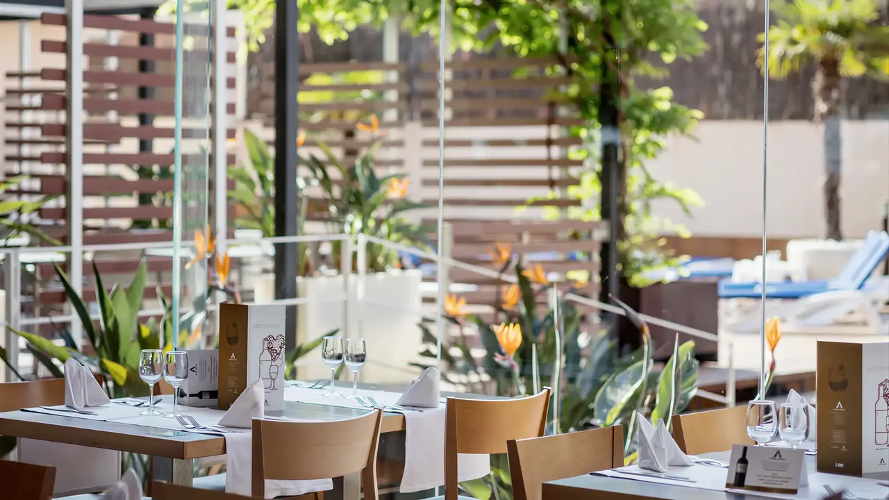 Stolik w restauracji w Aqua Promenade