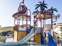 Zjeżdżalnie wodne w Argile Resort & Spa