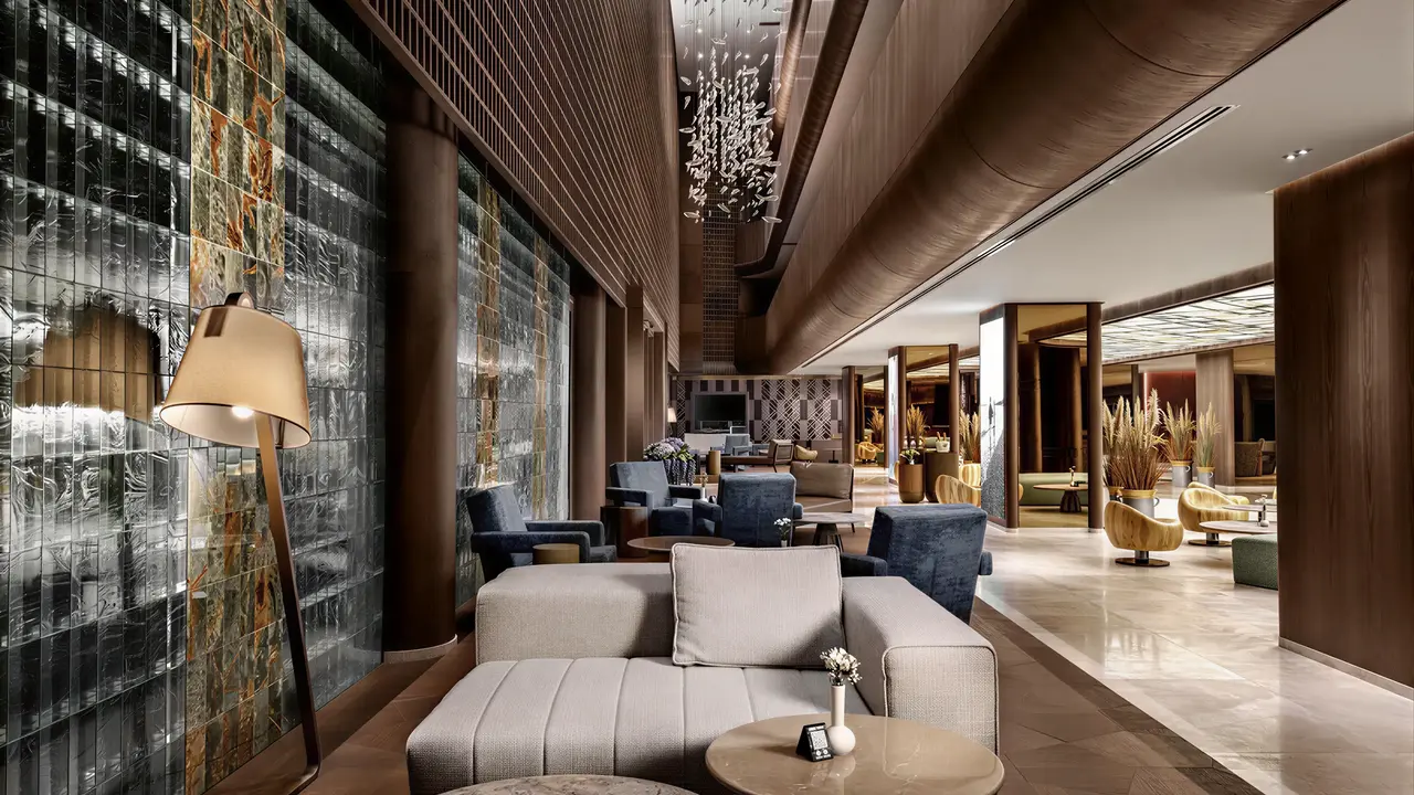 Wnętrze eleganckiego lobby w Arycanda Kirman Premium