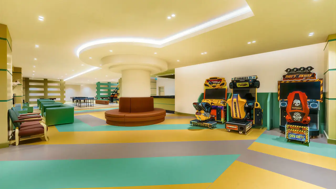 Sala gier w Arycanda Kirman Premium z automatami