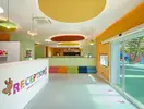 Kolorowa recepcja klubu dla dzieci w Arycanda Kirman Premium