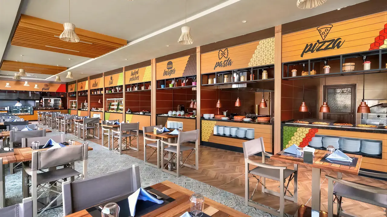 Restauracja z bufetem w Arycanda Kirman Premium