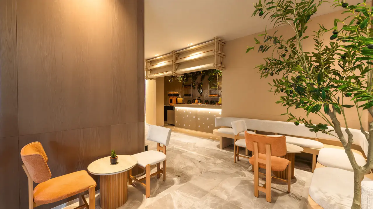 Wnętrze eleganckiego lobby w Arycanda Kirman Premium