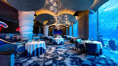Restauracja z widokiem na akwarium Atlantis The Palm
