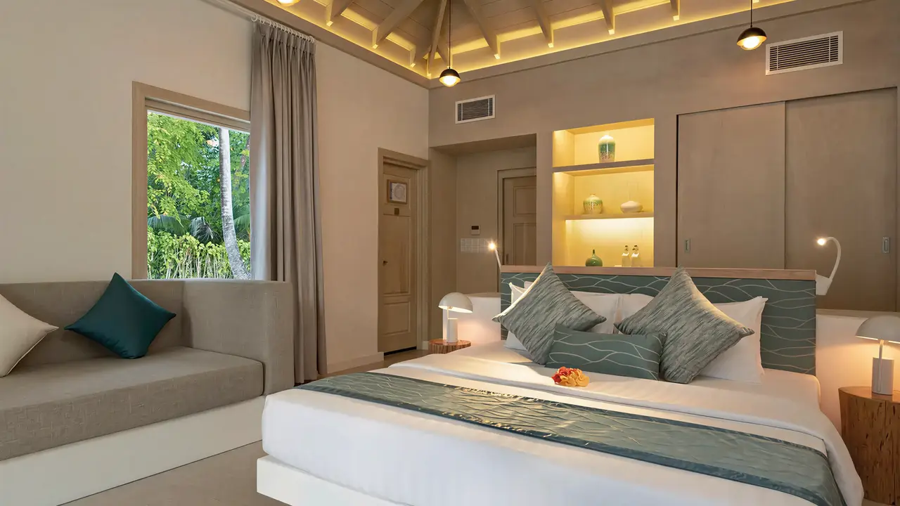 Nowoczesna sypialnia w Bandos Maldives
