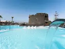 Basen z wodospadem w Barcelo Fuerteventura Castillo