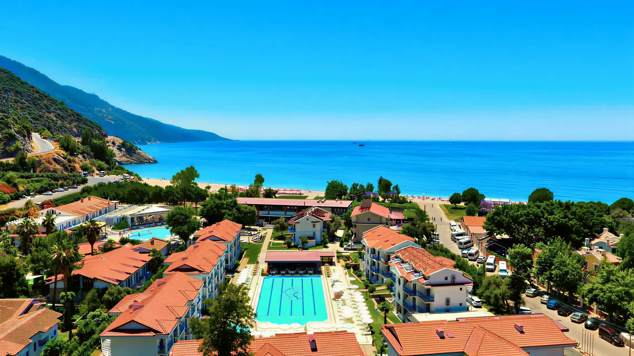 Widok z lotu ptaka na kompleks Belcekum Beach