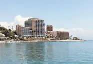 Widok na budynki Best Benalmadena od strony morza