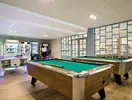 Sala gier w Best Maritim z bilardem
