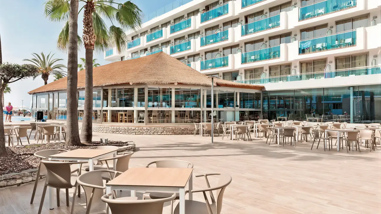 Taras restauracyjny w hotelu Best Maritim