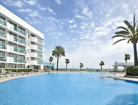Basen zewnętrzny w hotelu Best Maritim