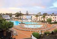 Widok na kompleks basenów w Blue Sea Bahia de Lobos 