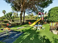 Plac zabaw dla dzieci w Bluebay Banus