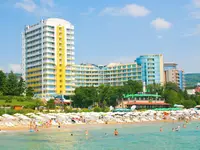 Widok na budynki Bonita i plażę