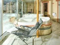 Strefa wellness z jacuzzi w Bristol (Adelboden)