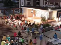 Wieczorne widowisko na scenie w Burgas Beach