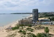 Widok na kompleks Burgas Beach przy plaży