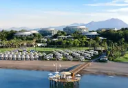 Widok na kompleks Calista Luxury z plaży