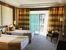 Pokój z dwoma łóżkami w Calista Luxury
