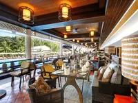 Restauracja w Cape Panwa z widokiem na basen