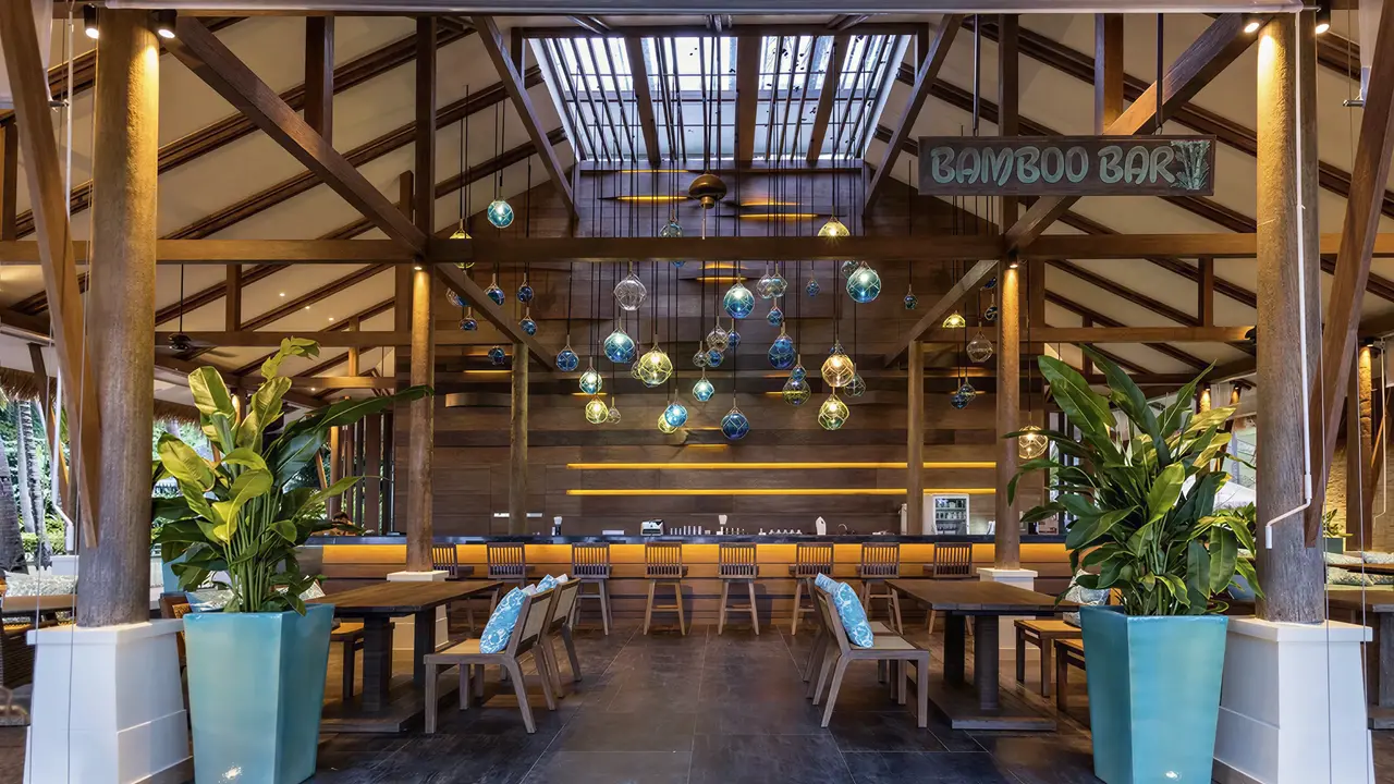 Bar Bamboo Bar w hotelu Cape Panwa
