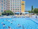 Basen z gośćmi w hotelu Cartago Nova by Alegria