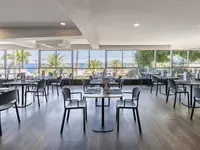 Restauracja w Catalonia Las Vegas z widokiem na morze