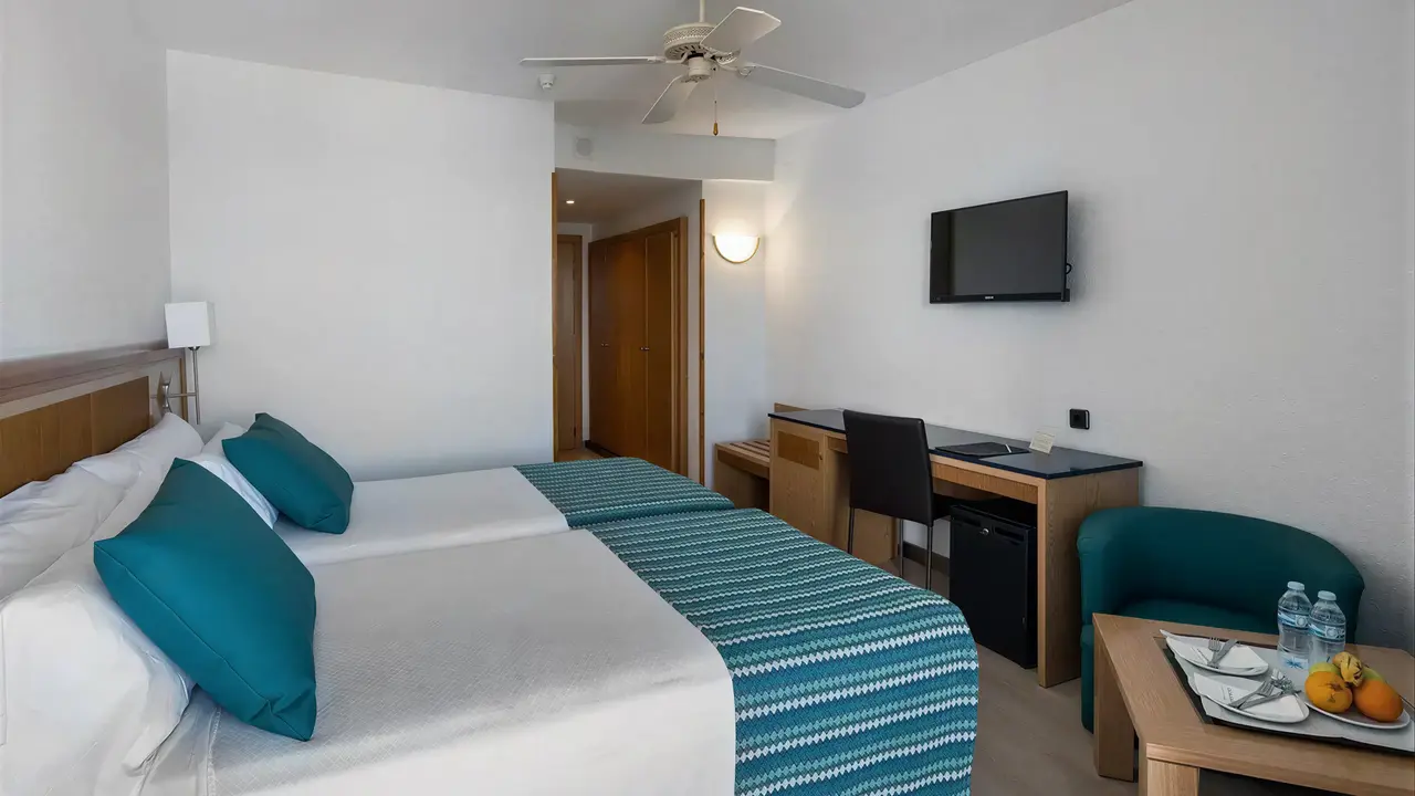 Pokój z łóżkami w hotelu Catalonia Las Vegas