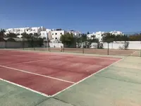 Kort tenisowy w hotelu Cedriana