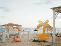 Plaża z altanami w Club Calimera Yati Beach