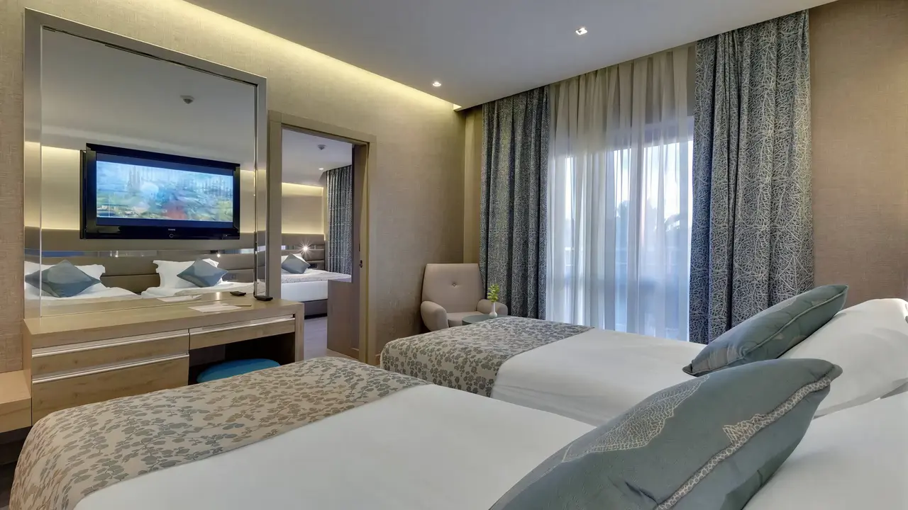 Pokój z dwoma łóżkami w Club Grand Aqua